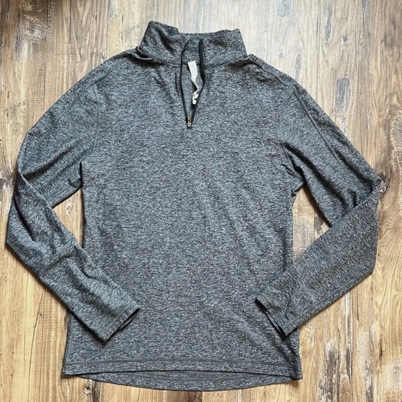 Lululemon Mens Gray 1/4 Zip Pullover LongSleeved Shirt Sz Small - Picture 1 of 4